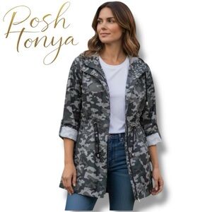 Susan Graver Packable Rain Jacket Green Camo Size XXS Travel Outerwear